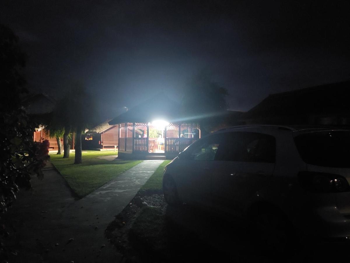 Pensiunea La Tavi Murighiol Bagian luar foto