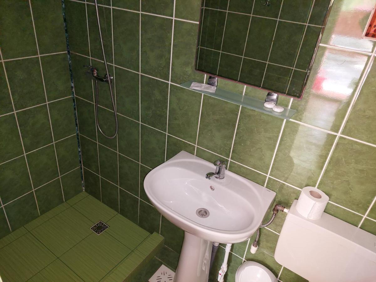 Pensiunea La Tavi Murighiol Bagian luar foto