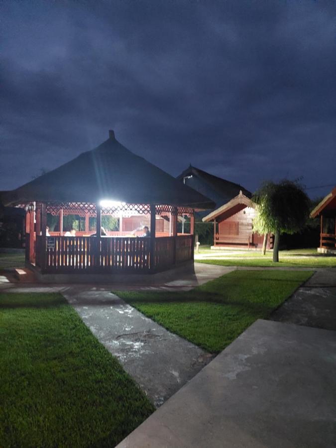 Pensiunea La Tavi Murighiol Bagian luar foto
